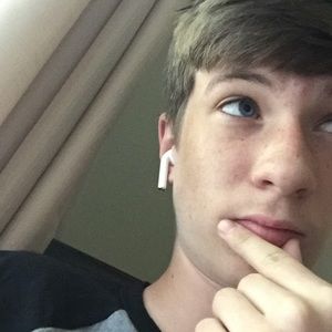 Meet your Posher, Ross